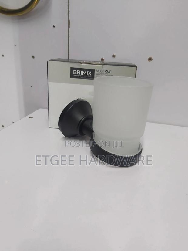 Heavy Toothbrush Holder - thumbnail 2