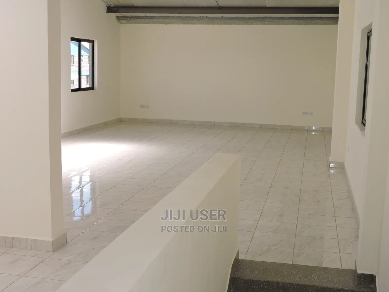 7,616 Sqft Warehouse For Sale/Rent