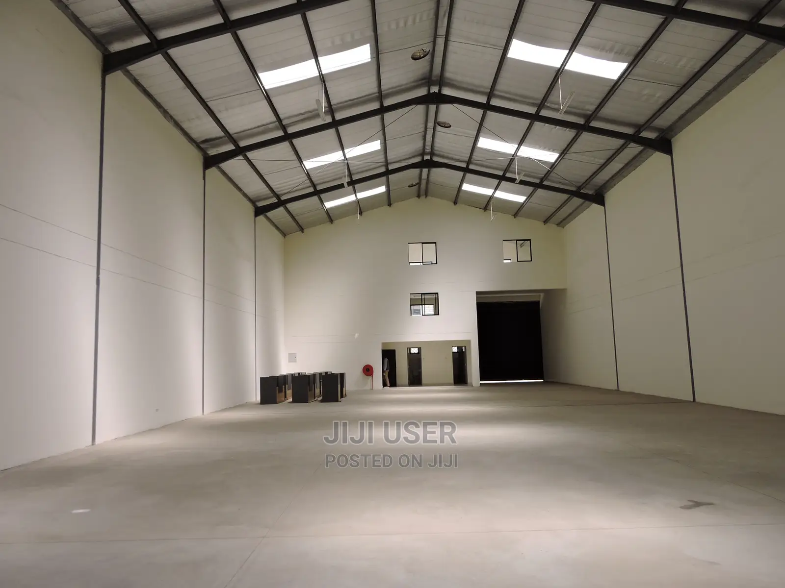 7,616 Sqft Warehouse For Sale/Rent