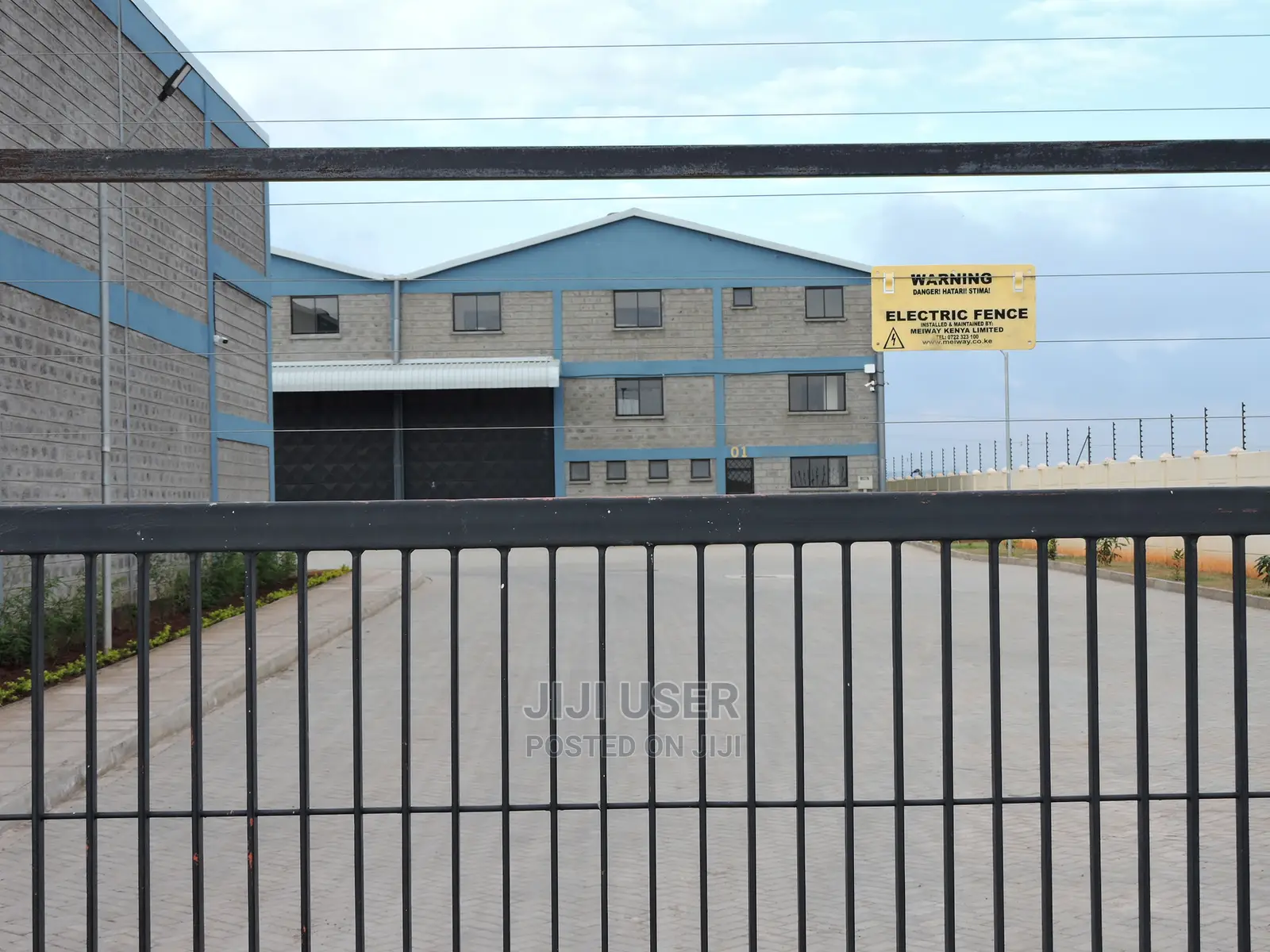 7,616 Sqft Warehouse For Sale/Rent