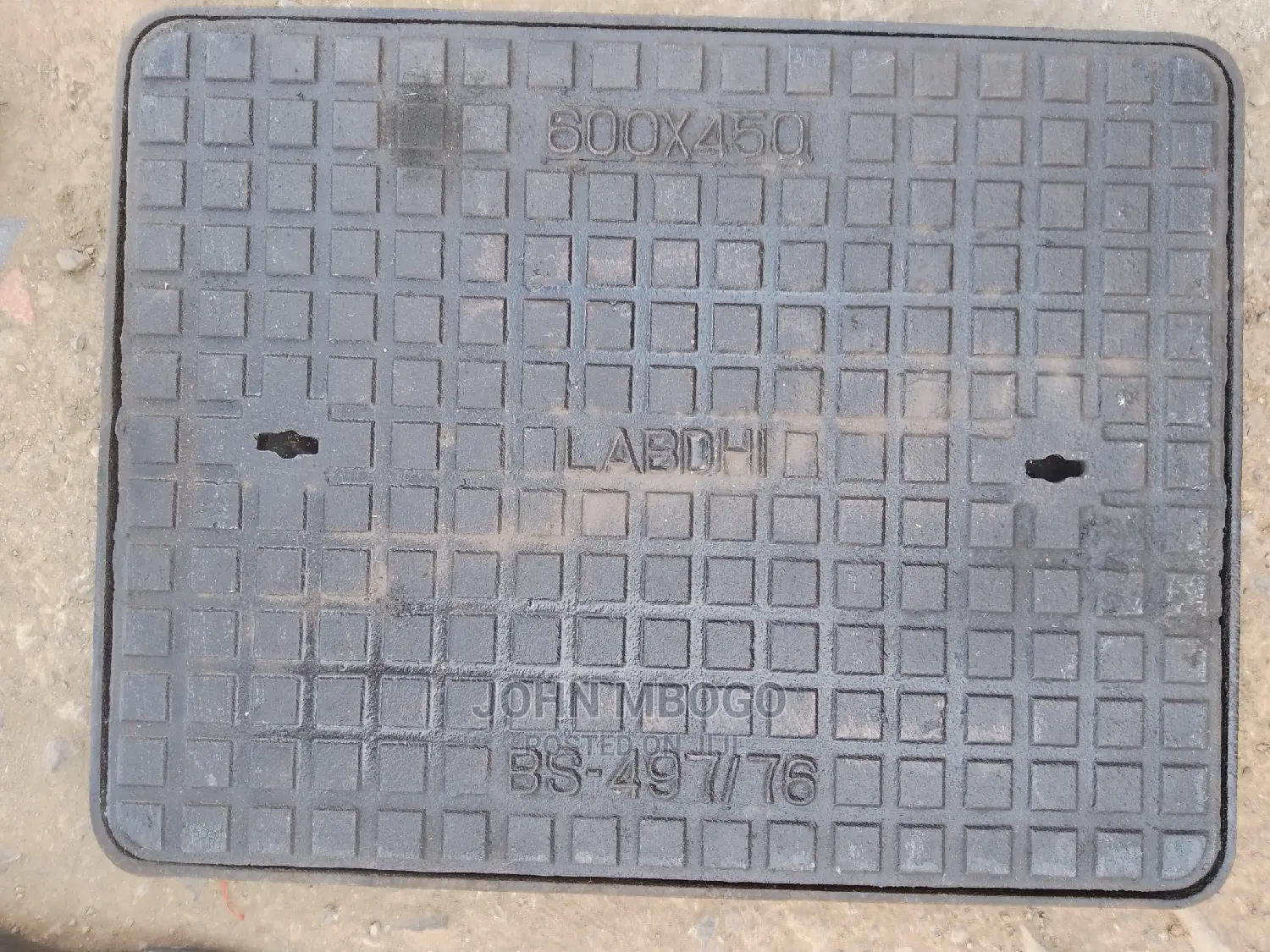 Cast Iron Manhole Cover in Stock