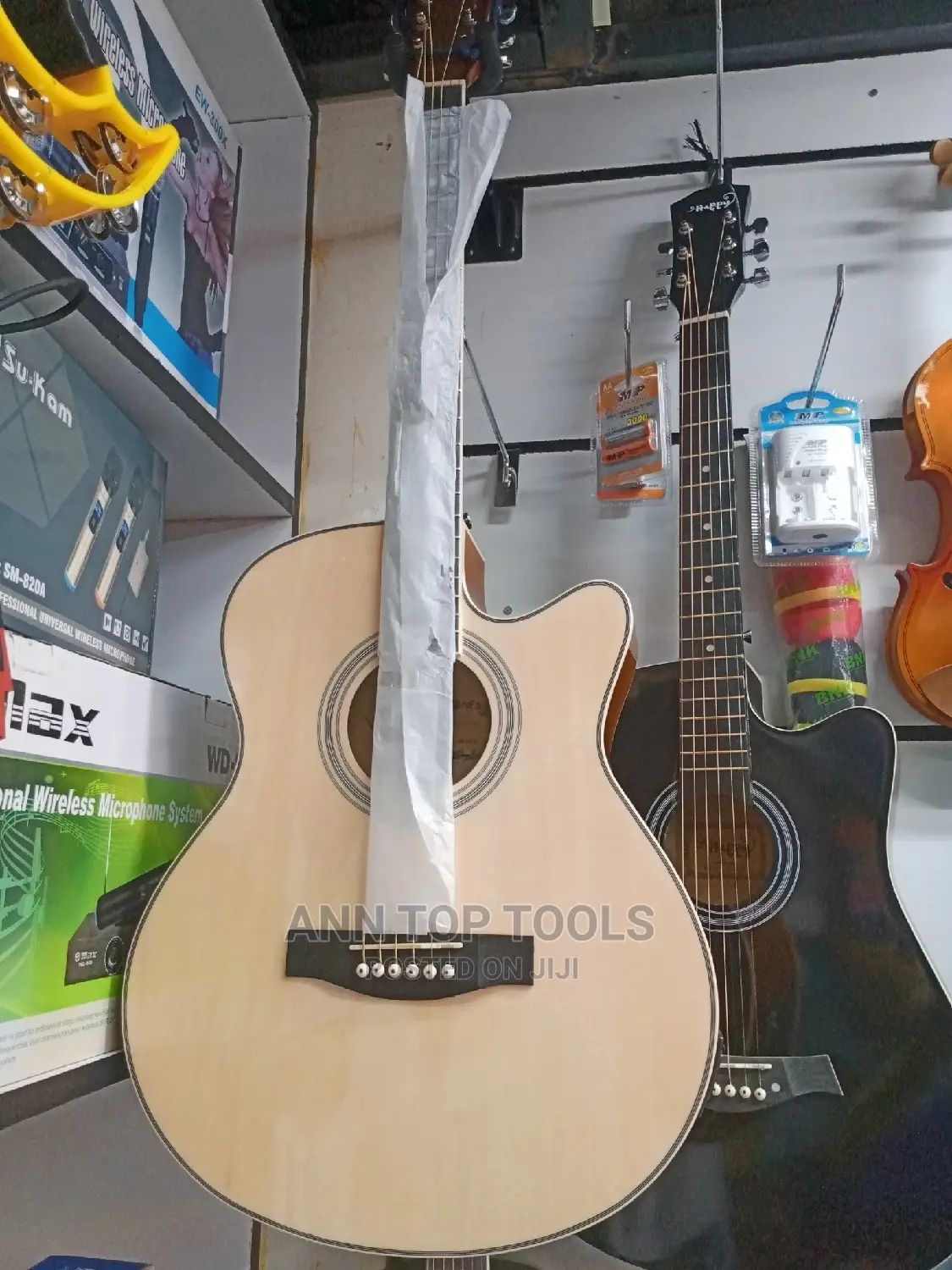 Semi Acostic Guitar Size 40