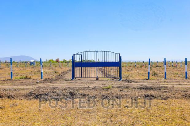 Plots Along the Eastern Bypass^ Cm - thumbnail 3