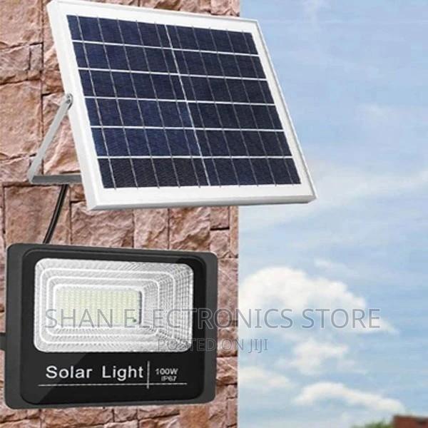 Supreme 100watts Solar Floodlights - main view