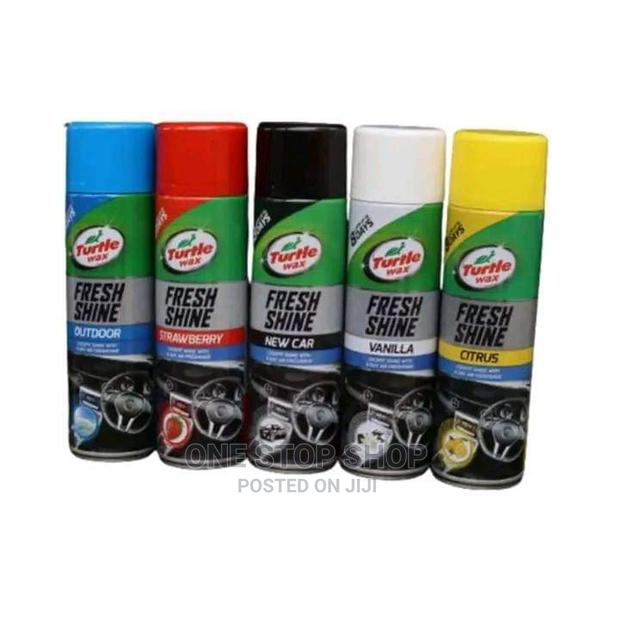 Different Flavours 450ml Turtle Wax Dashboard Spray