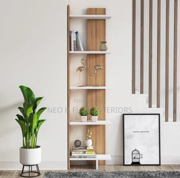 Modern Bookshelf - thumbnail 3