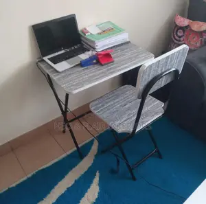 El Foldable Study Desk and Chair