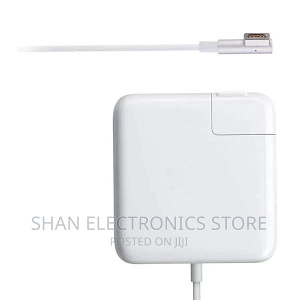 Macbook Chargers L T Shape 45 Watts - main view