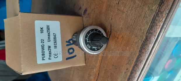 Potentiometer 