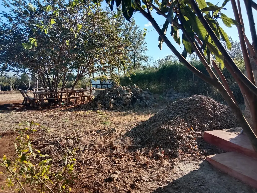 1 Acre Sagana /Rukanga