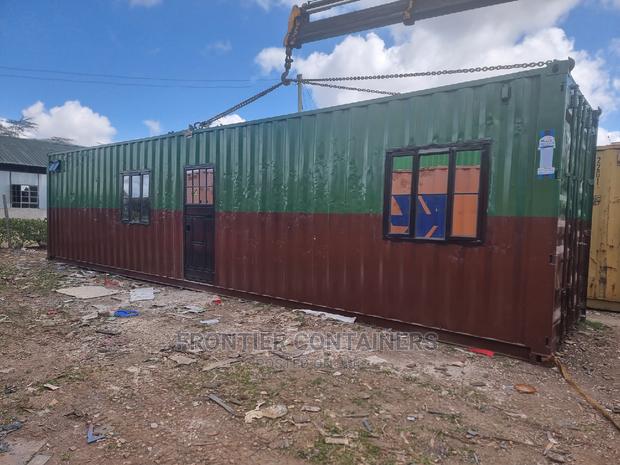 40ft Container, Office Spacious and Insulated Tiled Floor - main view