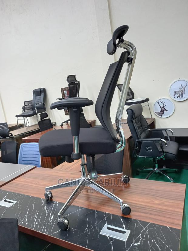 Modern Orthopaedic Office Chair