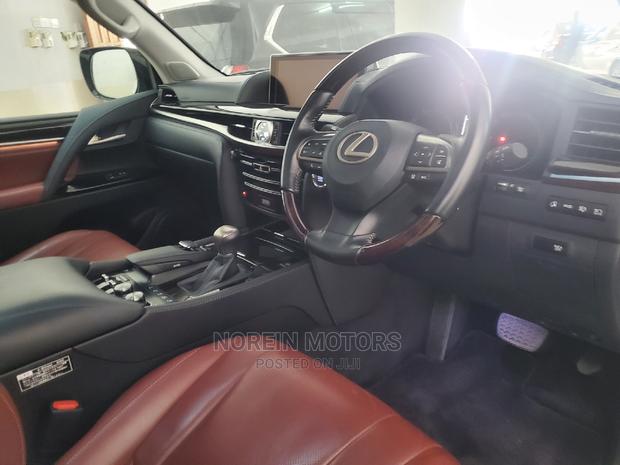 Lexus LX 2018 Pearl - thumbnail 3