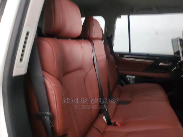 Lexus LX 2018 Pearl - thumbnail 10