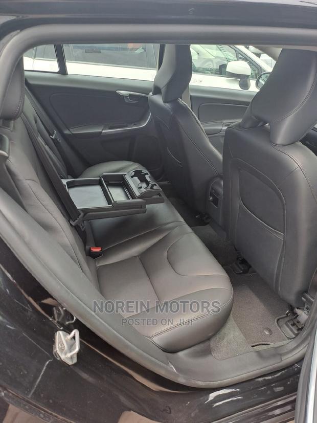 Volvo V60 2015 Black - thumbnail 7