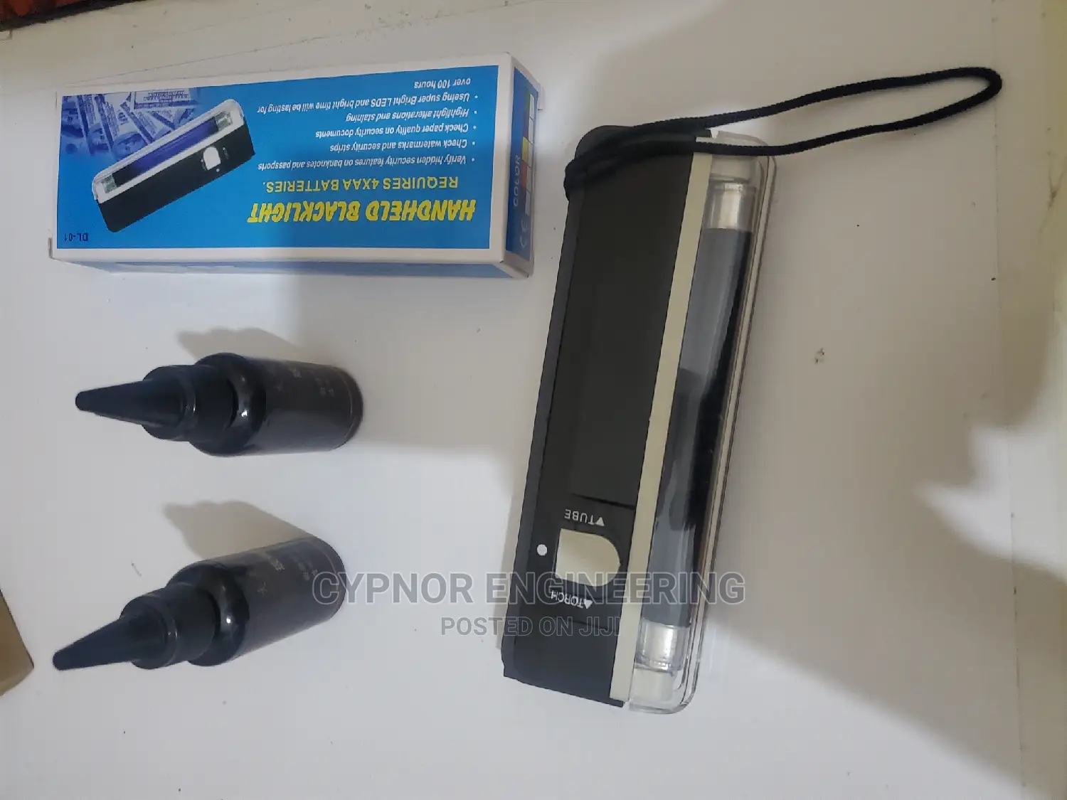 Windscreen Crack Repair UV Light