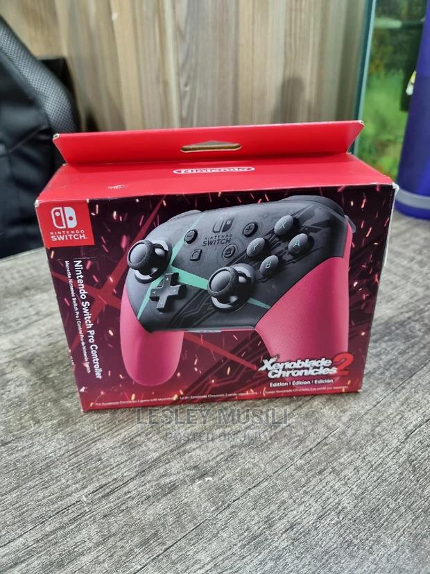 Nintendo Switch Pro Controller