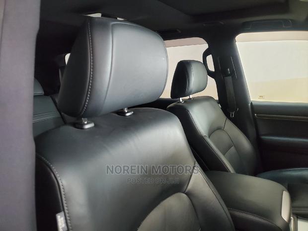 Toyota Land Cruiser 2017 Beige - thumbnail 7