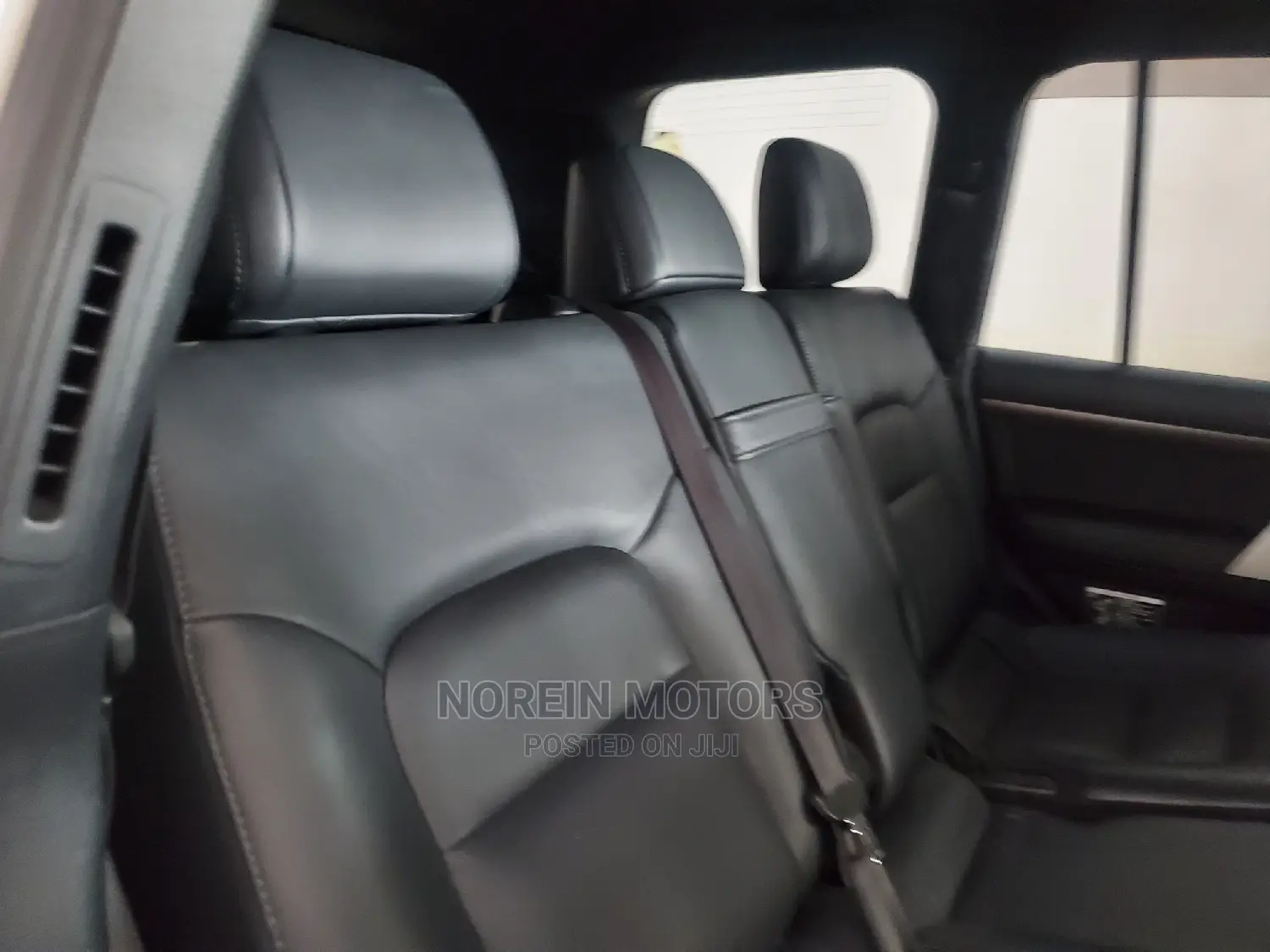 Toyota Land Cruiser 2017 Beige