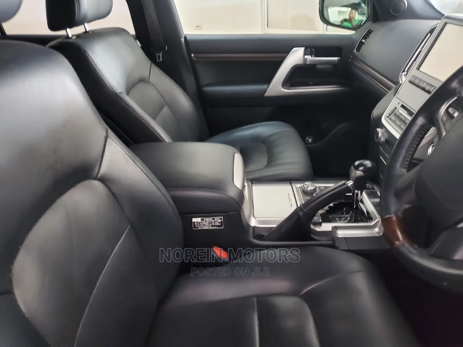 Toyota Land Cruiser 2017 Beige