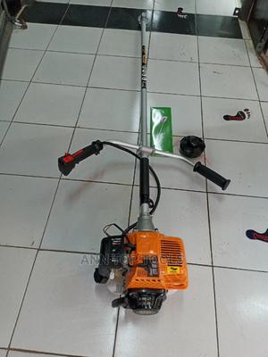 4 Stroke Dera Brush Cutter - thumbnail 2