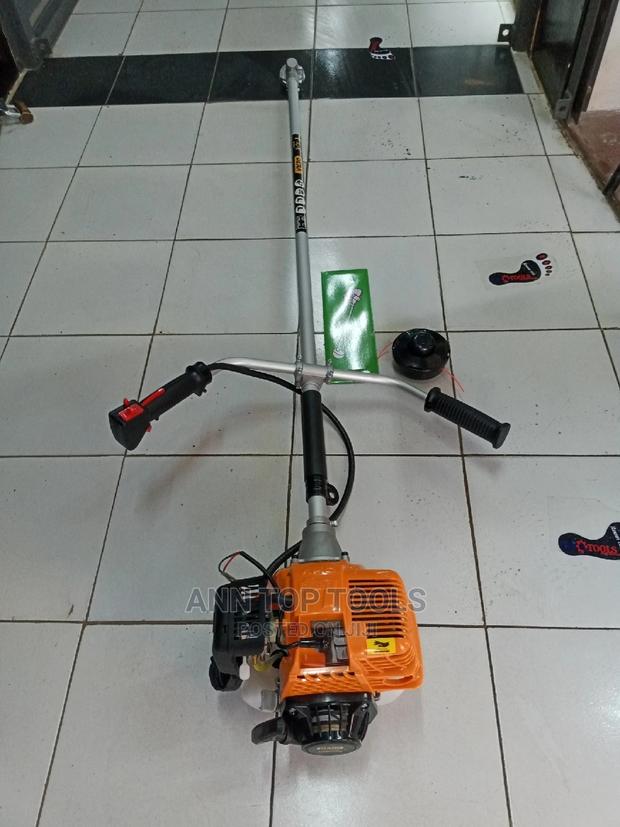 4 Stroke Dera Brush Cutter - thumbnail 3