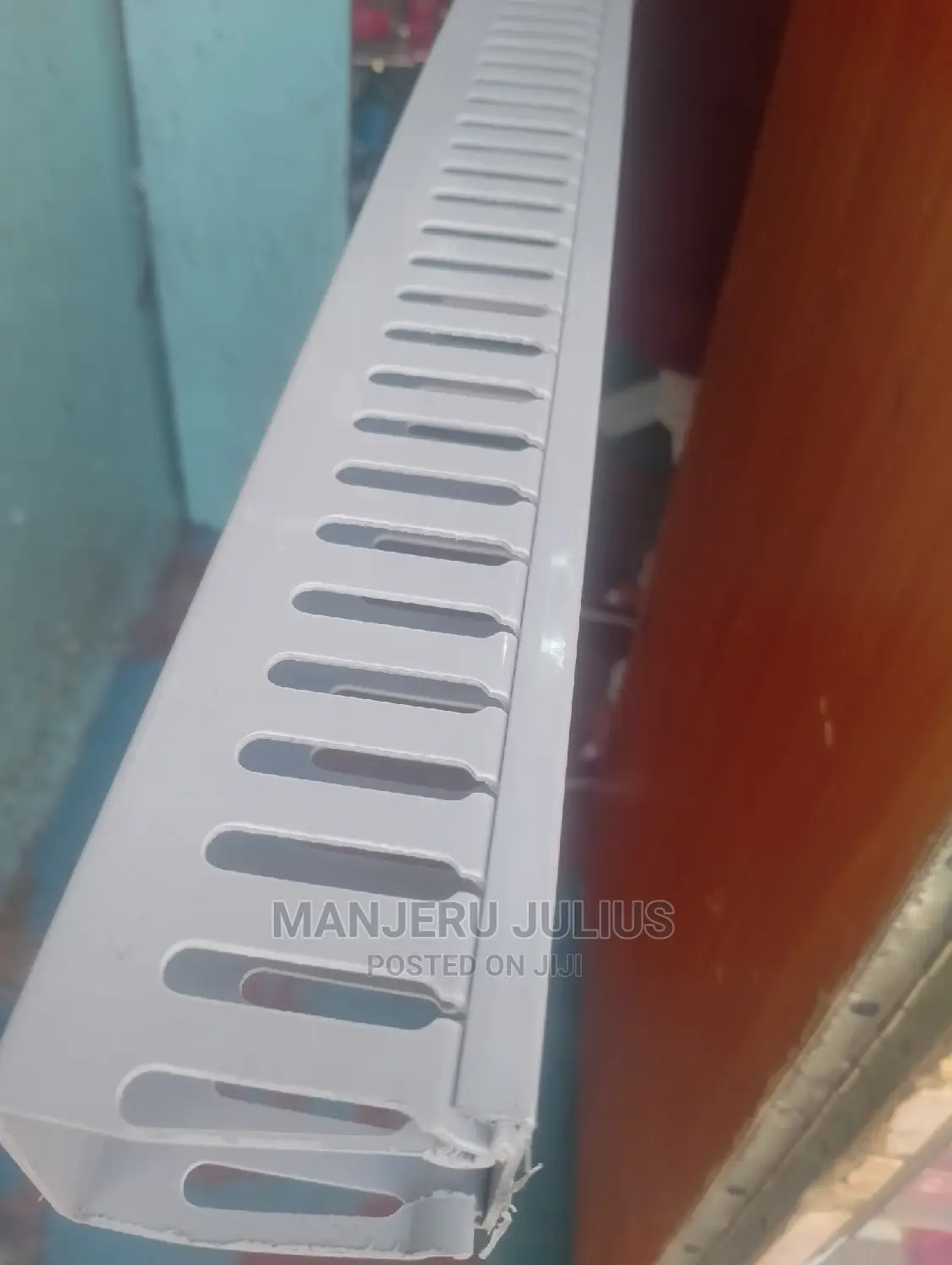 60*50 Perforated Trunking