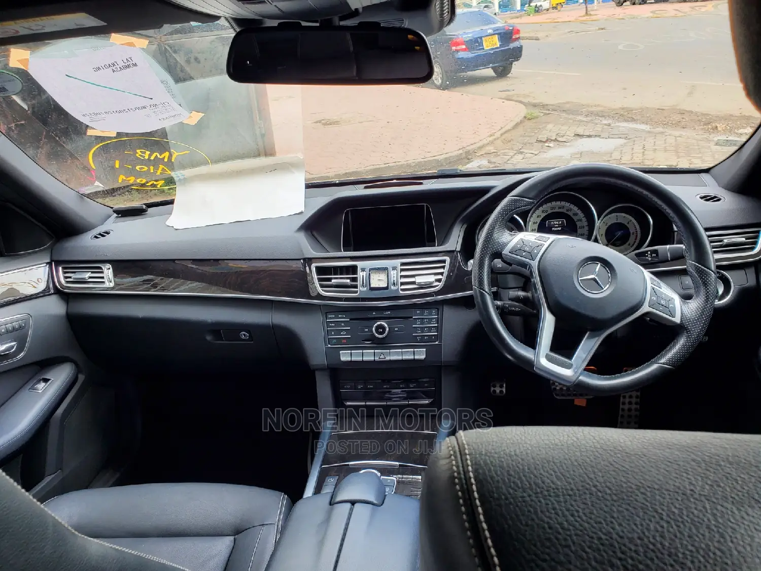 Mercedes-Benz E220 2016 Blue