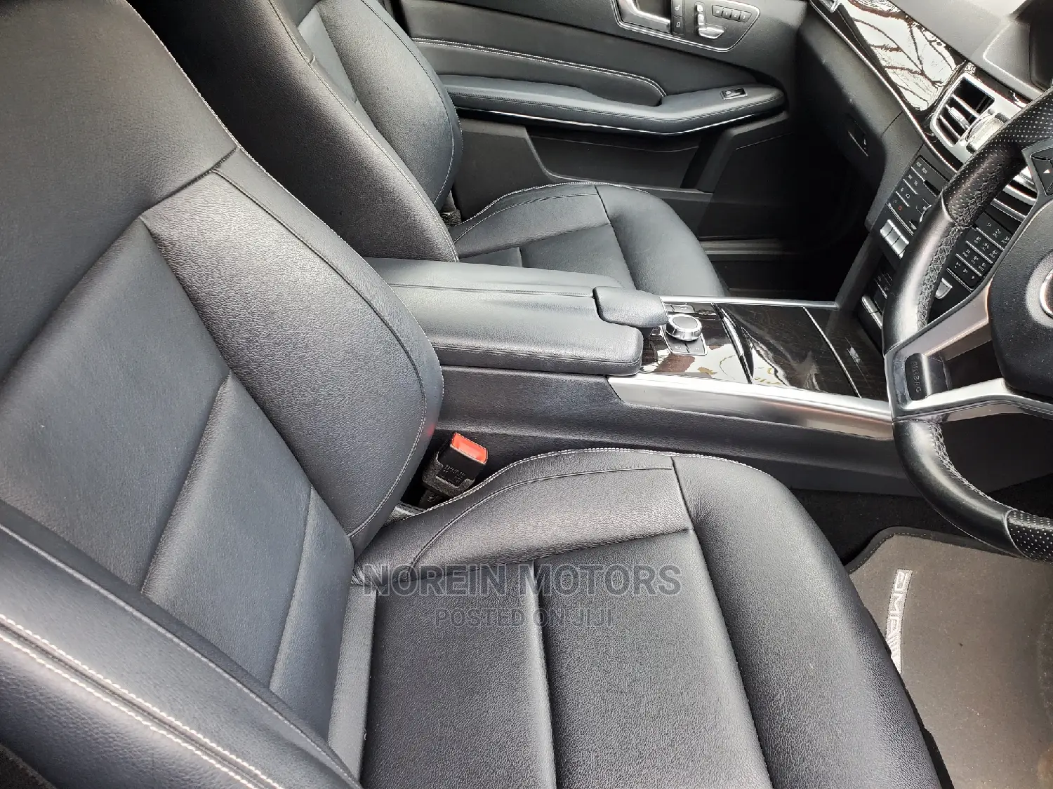 Mercedes-Benz E220 2016 Blue