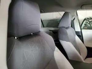 Toyota RAV4 2021 Gray