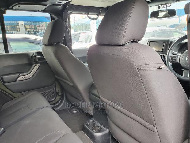 Jeep Wrangler 2016 Green - thumbnail 16