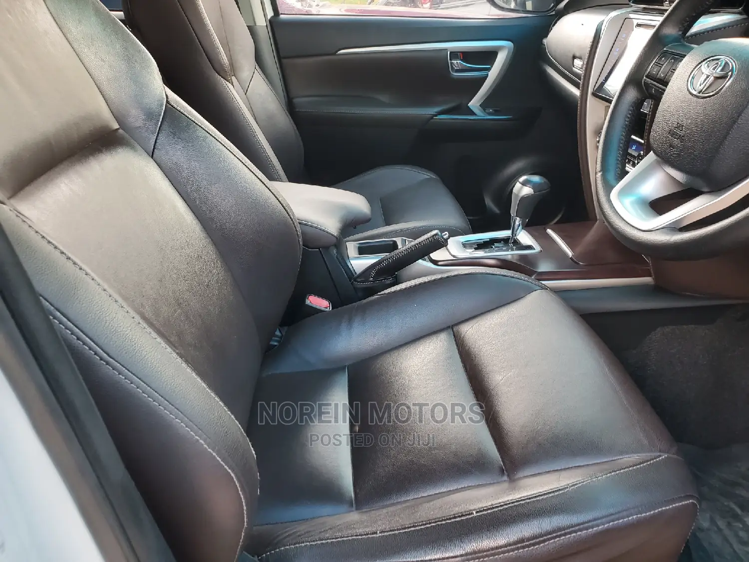 Toyota Fortuner 2017 Off White