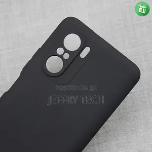 Matte Silicone TPU Case for Xiaomi Poco F3