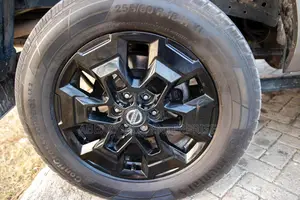 Nissan Navara 2021 Gray