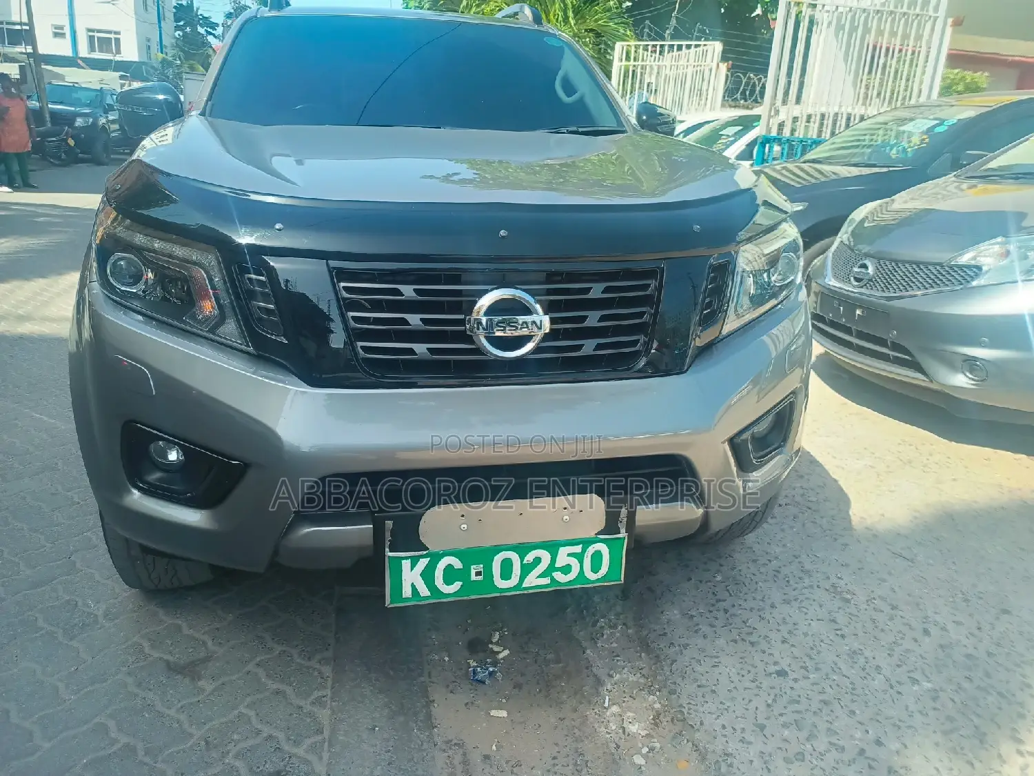 Nissan Navara 2021 Gray