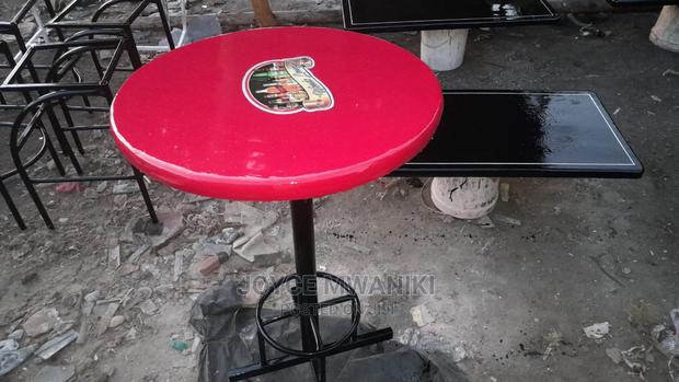 Round Marble Restaurant Table