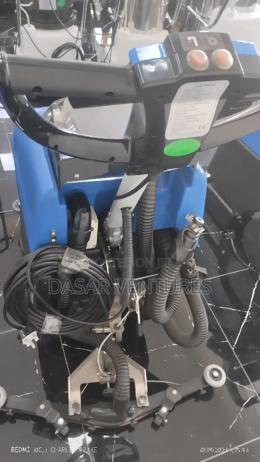 Automatic Floor Scrubber Machine