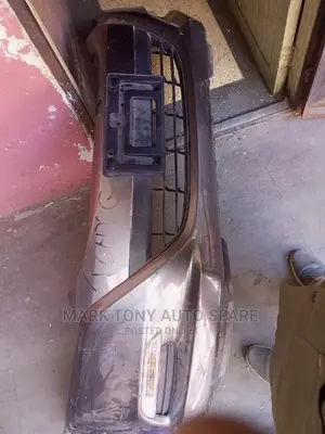 Honda Insight Fromt Bumper