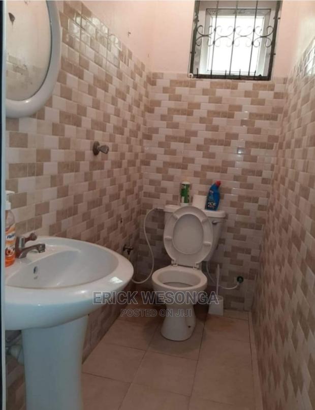 Airbnb Gracious Home Bamburi, Studio Apartment - thumbnail 5