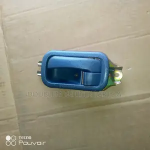 Door Handle Hiace/5l/3l/ Shark