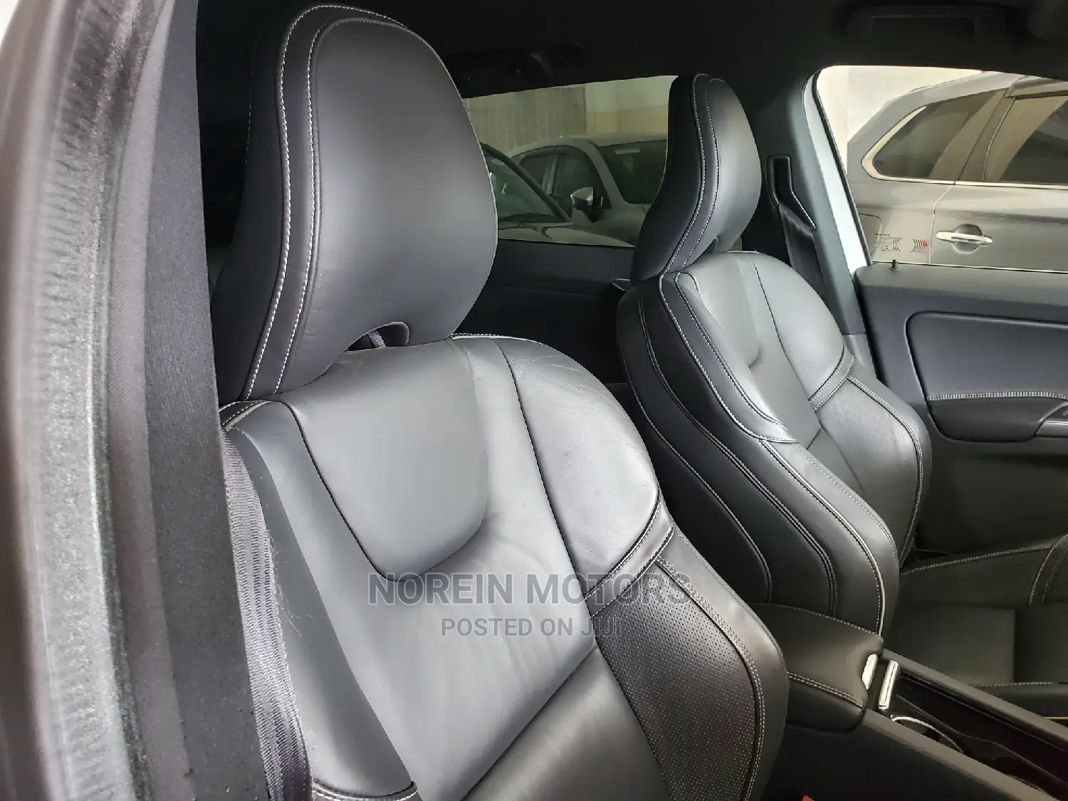 Volvo XC60 2016 Off White