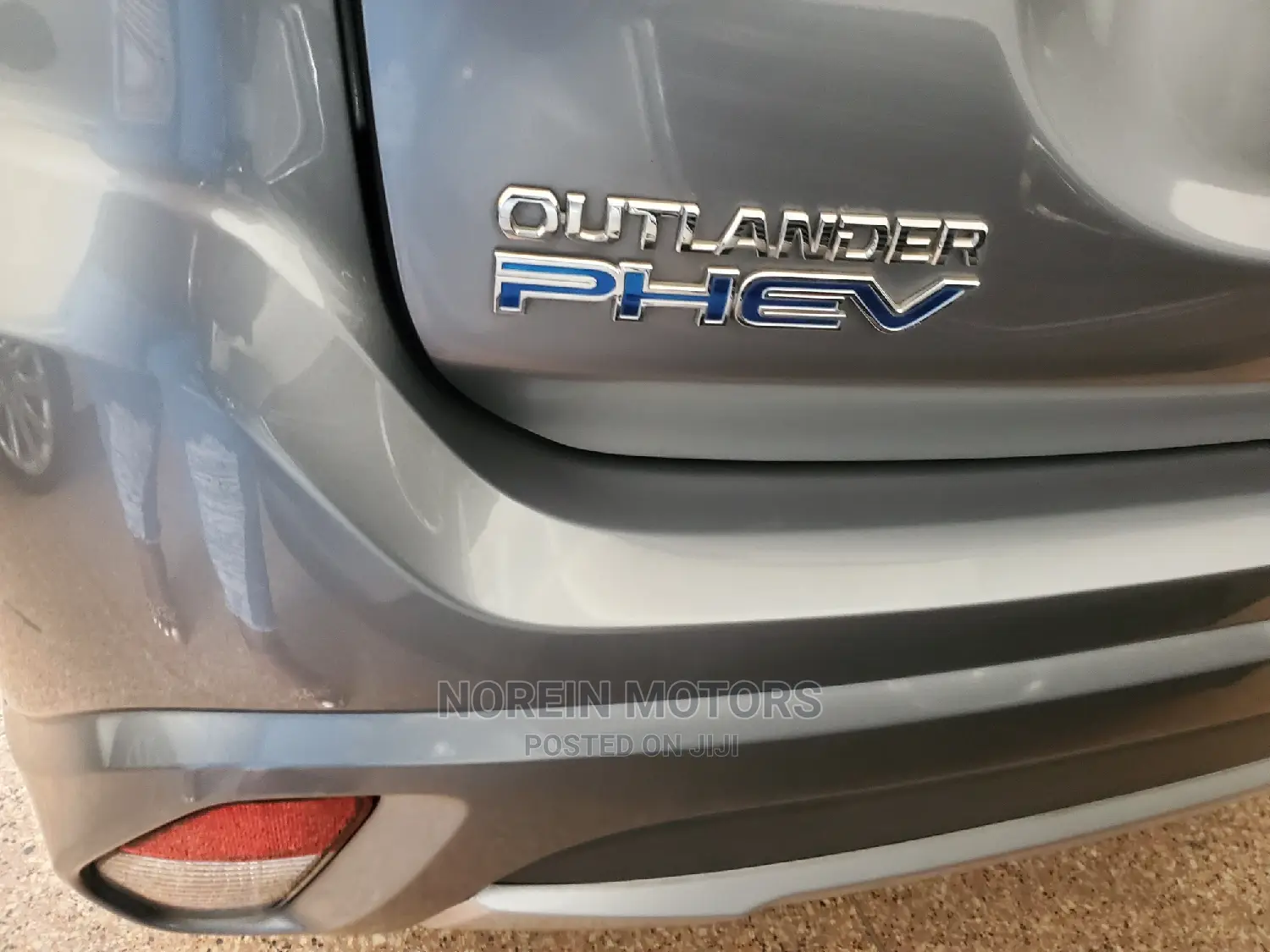 Mitsubishi Outlander 2016 Gray