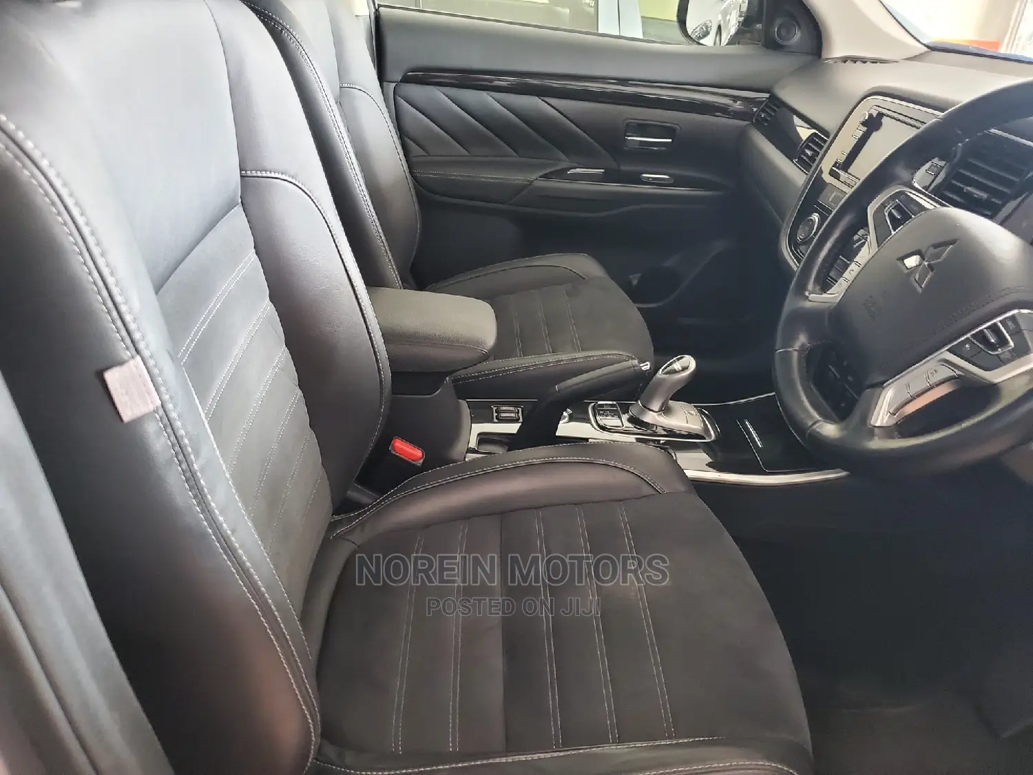 Mitsubishi Outlander 2016 Gray