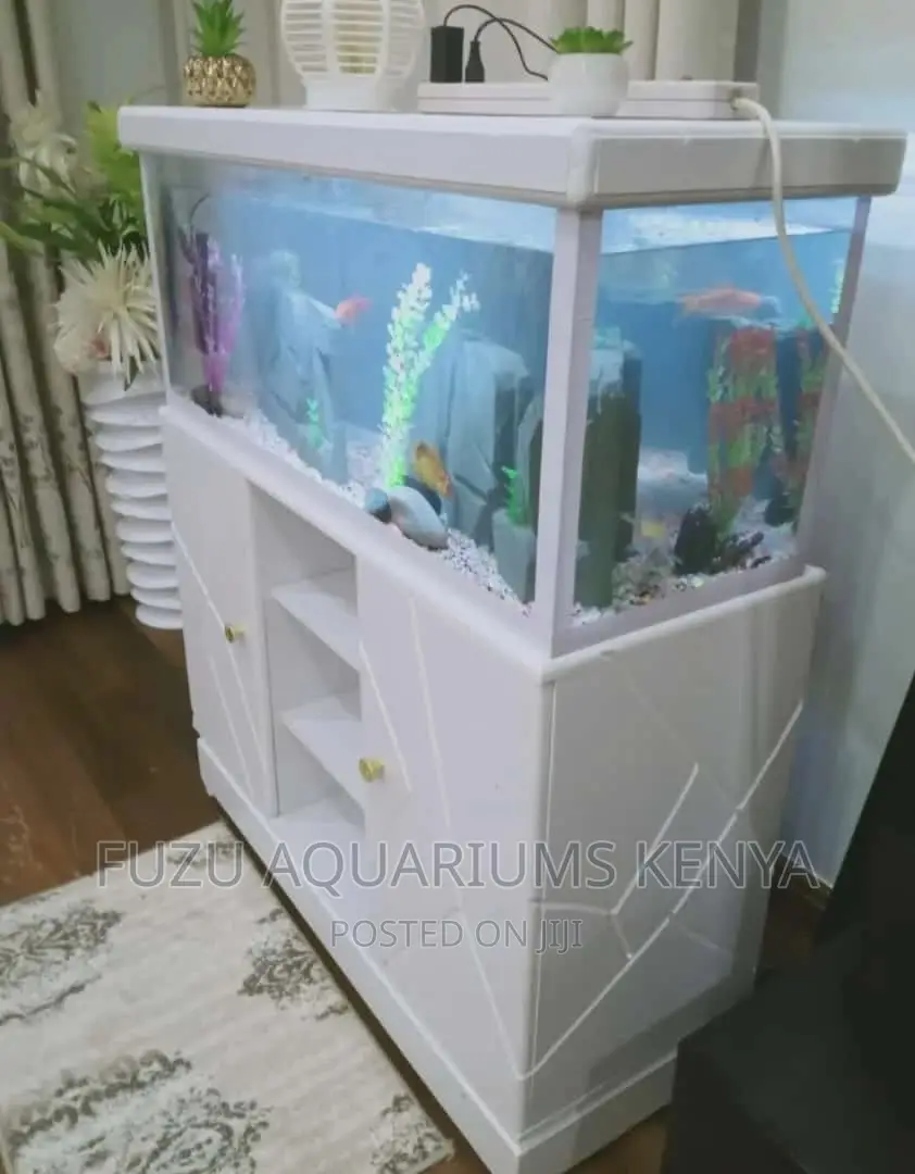 Aquarium With White Theme