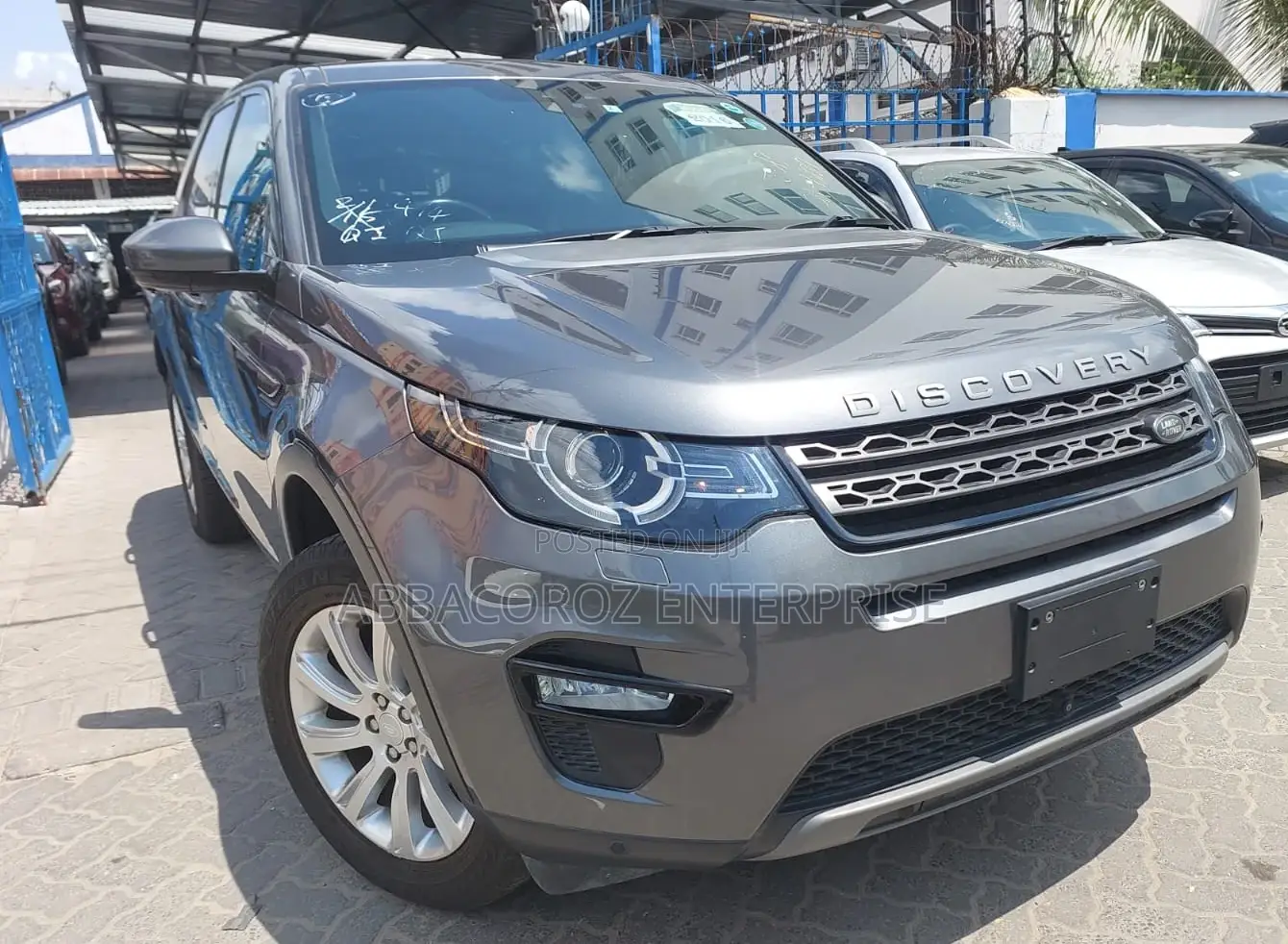 Land Rover Discovery 2016 Gray