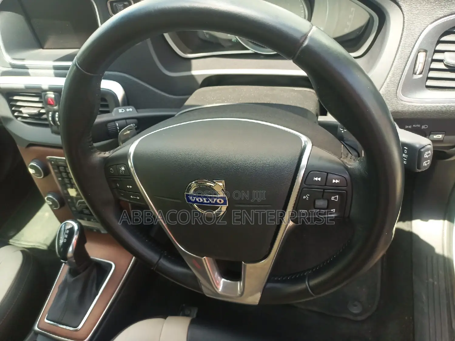 Volvo V40 T6 R-Design Platinum AWD 2015 White