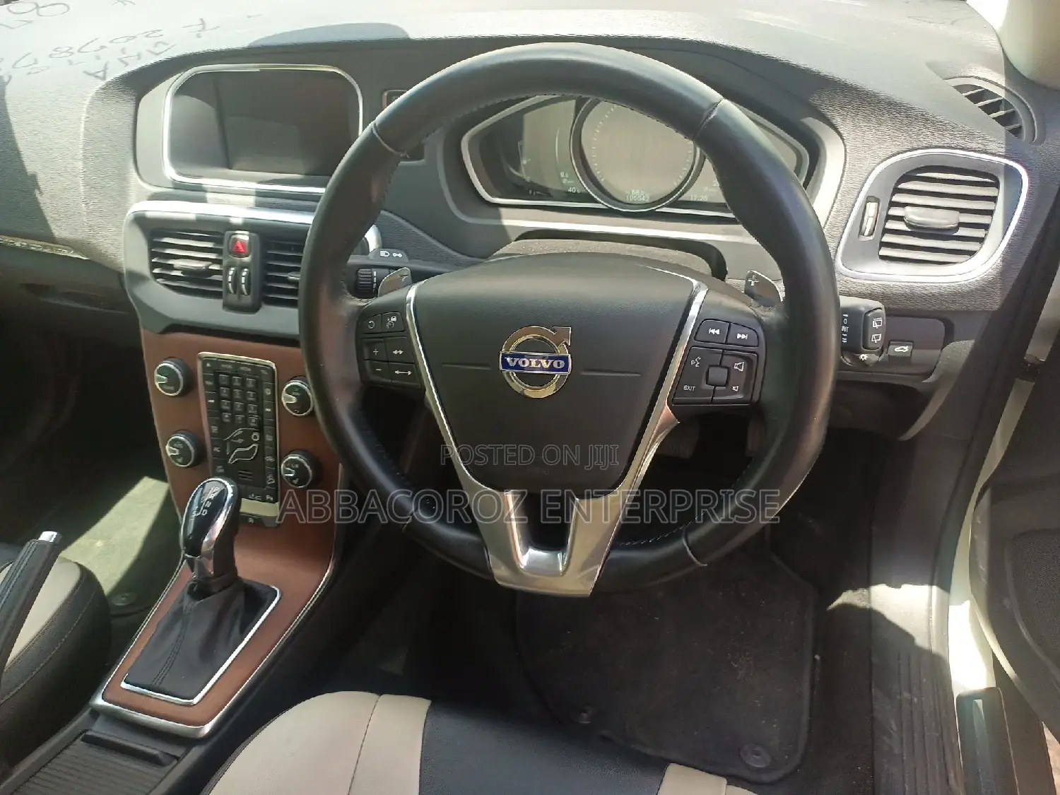 Volvo V40 T6 R-Design Platinum AWD 2015 White