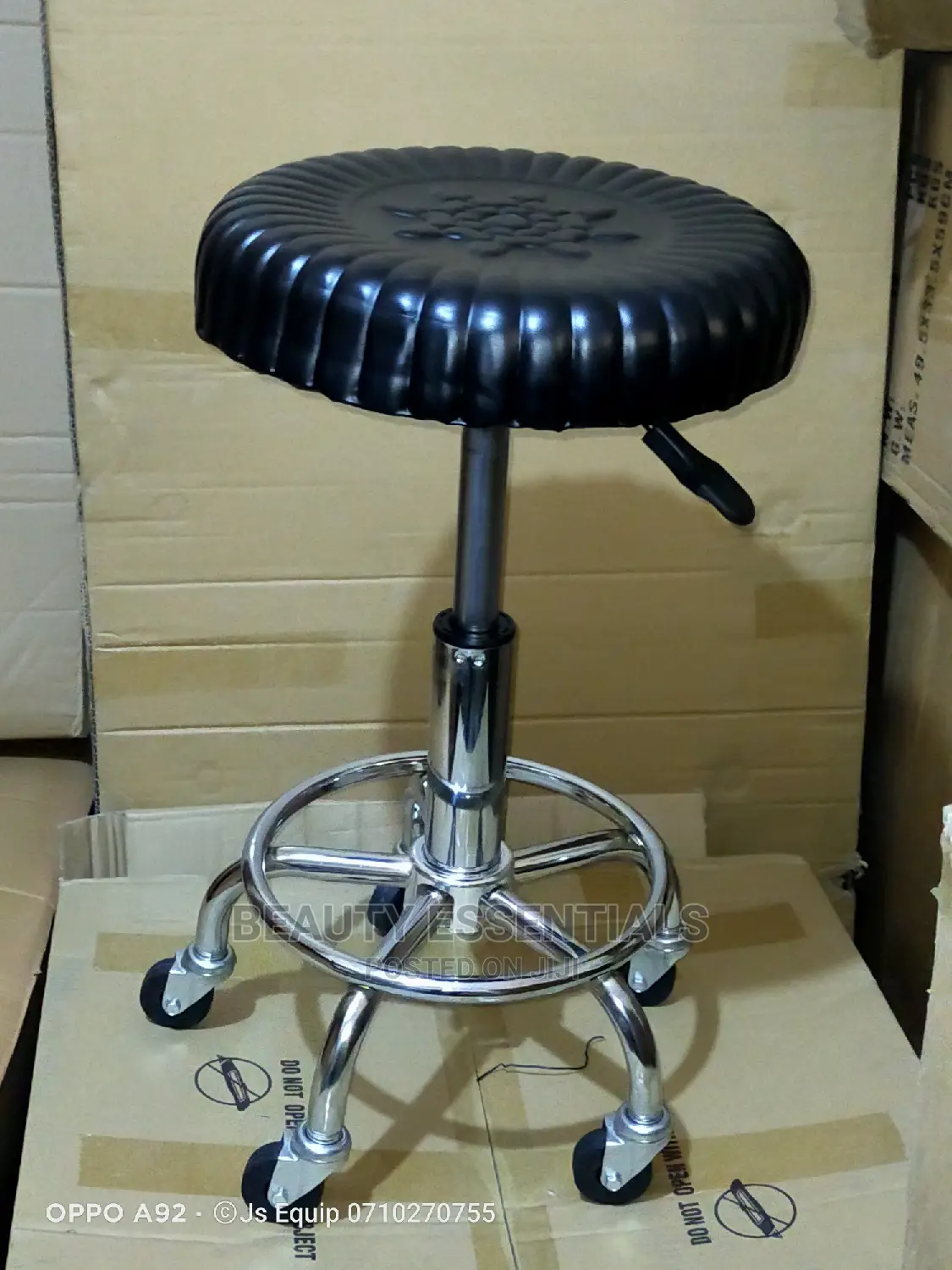 Pedicure Stool/ Beauty Stool/ Manicure / Beautician Stool