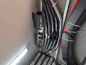 Nissan Note E12 Grill
