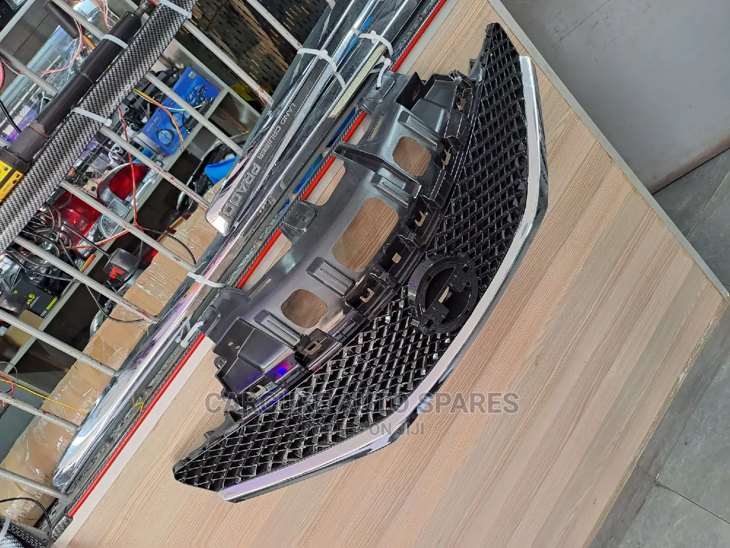 Nissan Note E12 Grill